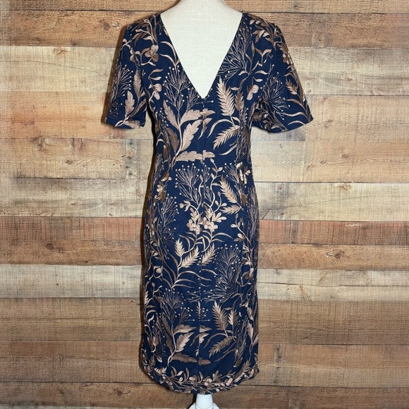 JS COLLECTIONS Maya Short Flutter Sleeve Embroidered Sheath Dress size 6 - Picture 5 of 13